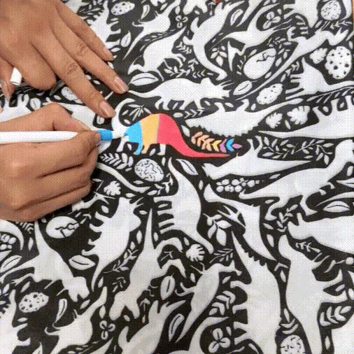CozyCanvas™ - Ontspan, kleur en kruip daarna onder je eigen creatie.