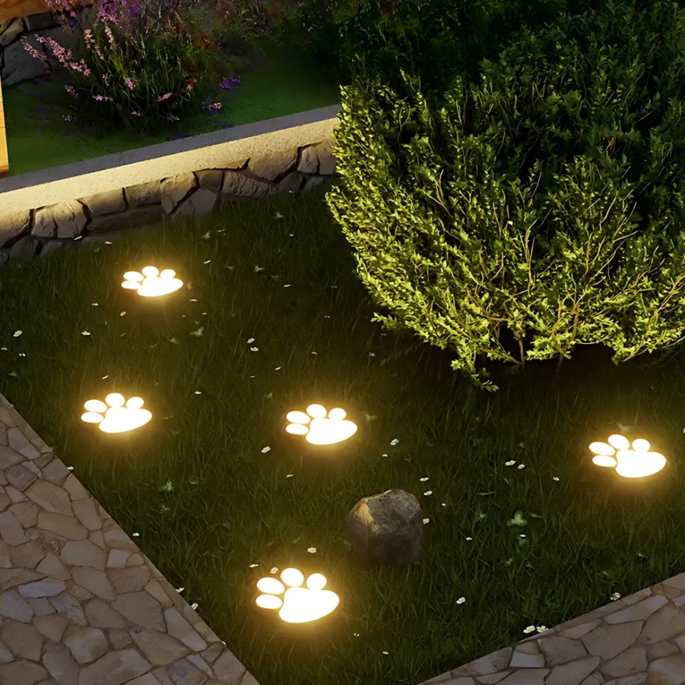 PawLux™ - Geef je tuin karakter met een zachte pootafdruk-gloed op zonne-energie.